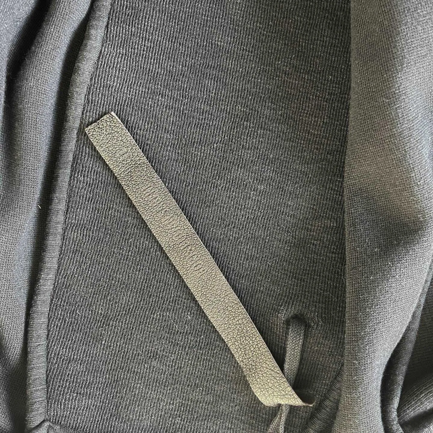 BORIS BIDJAN SABERI ZIPPER