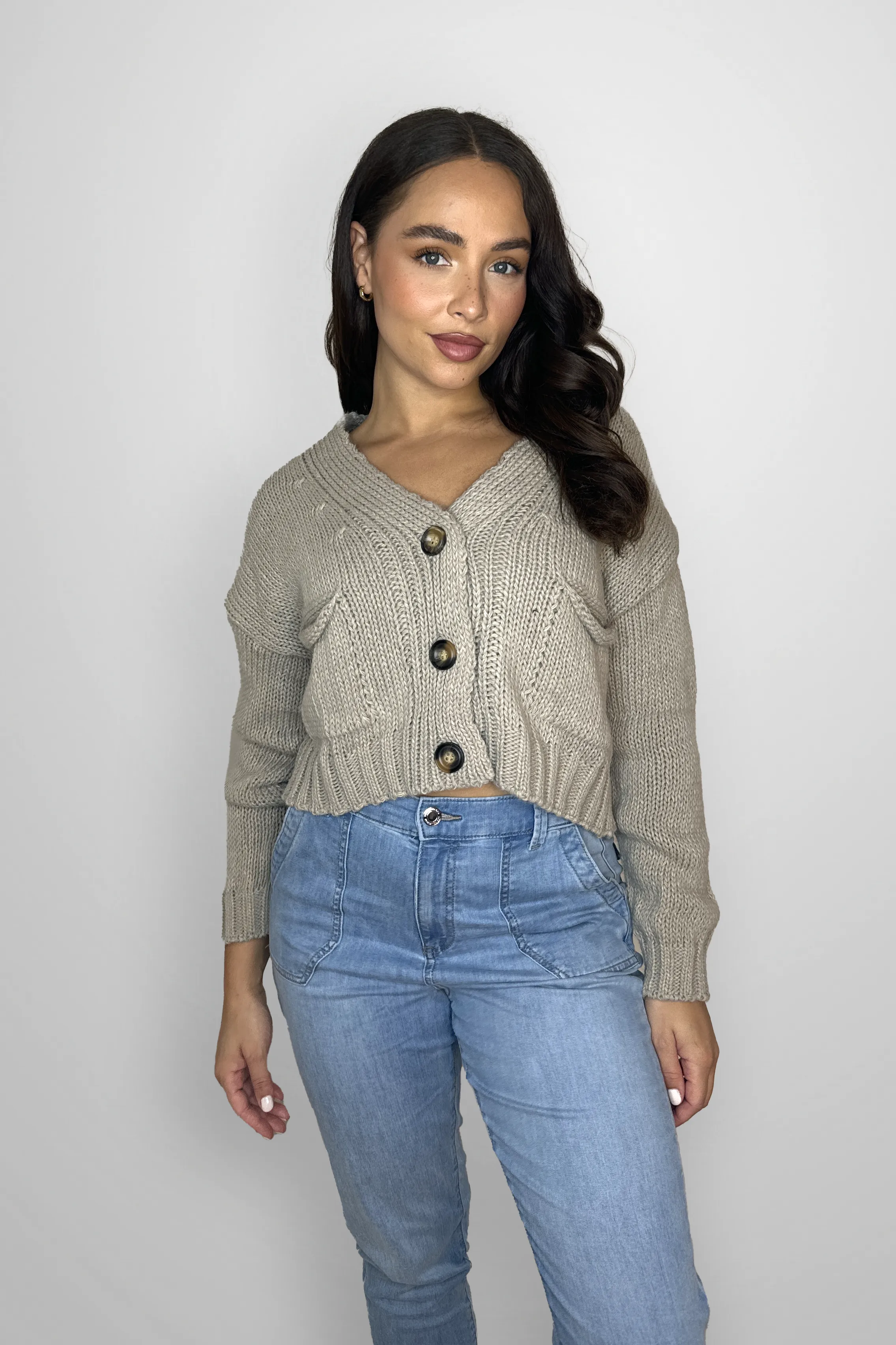 Chunky Knit V-Cut Slouchy Cardigan