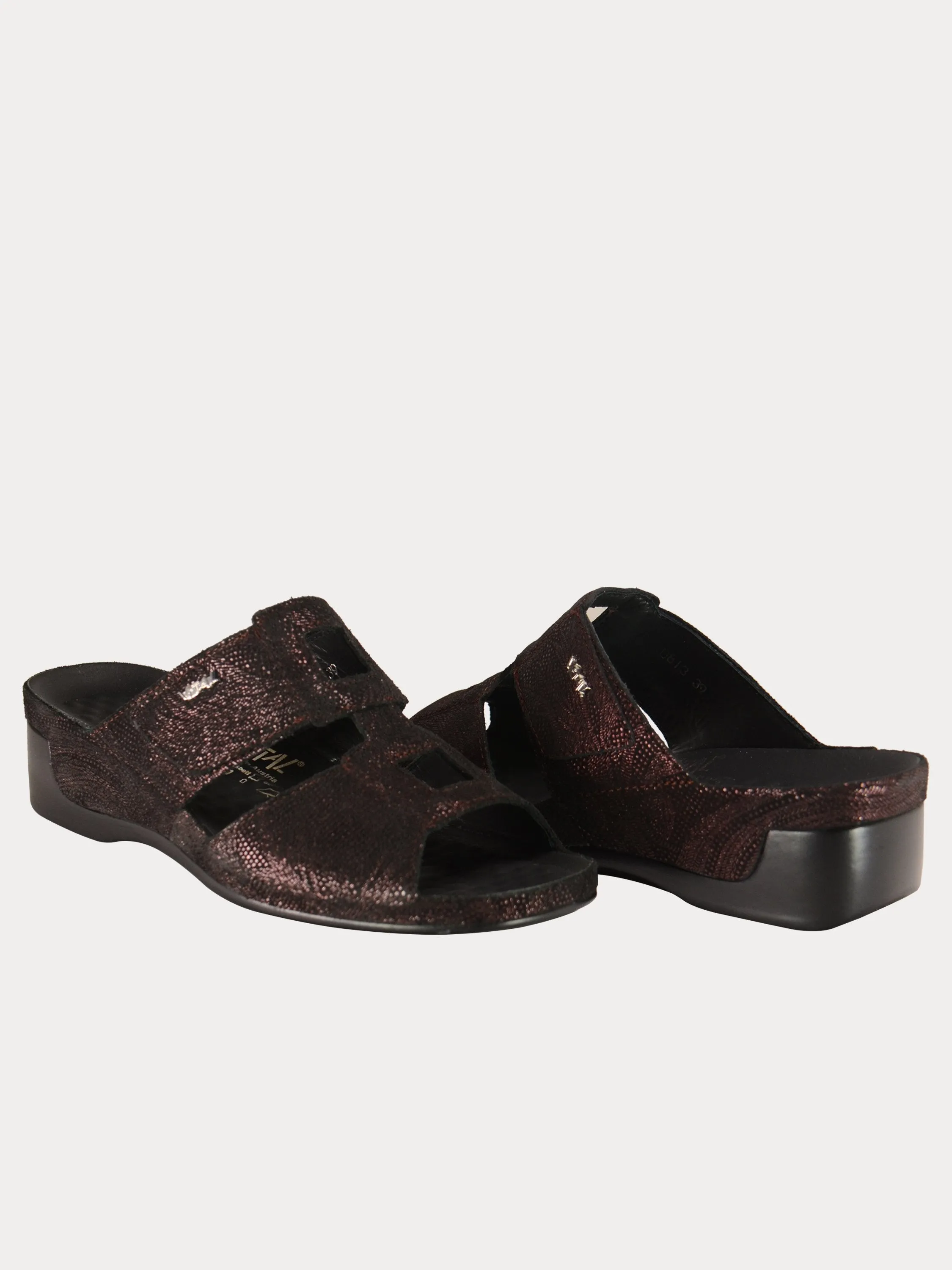 Vital Paisley Detailed Slider Sandals