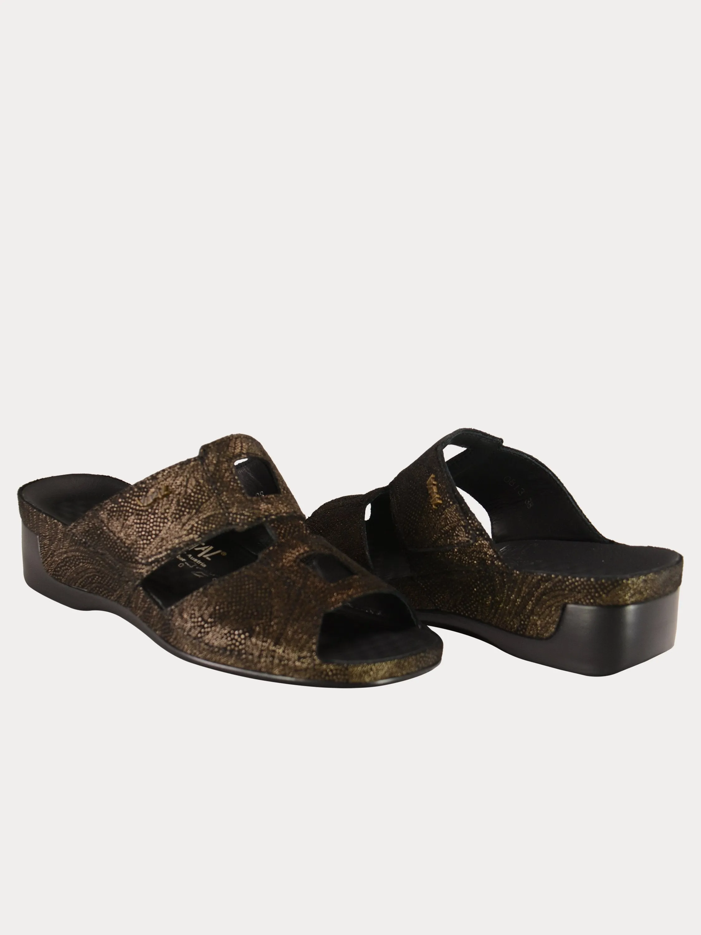 Vital Paisley Detailed Slider Sandals