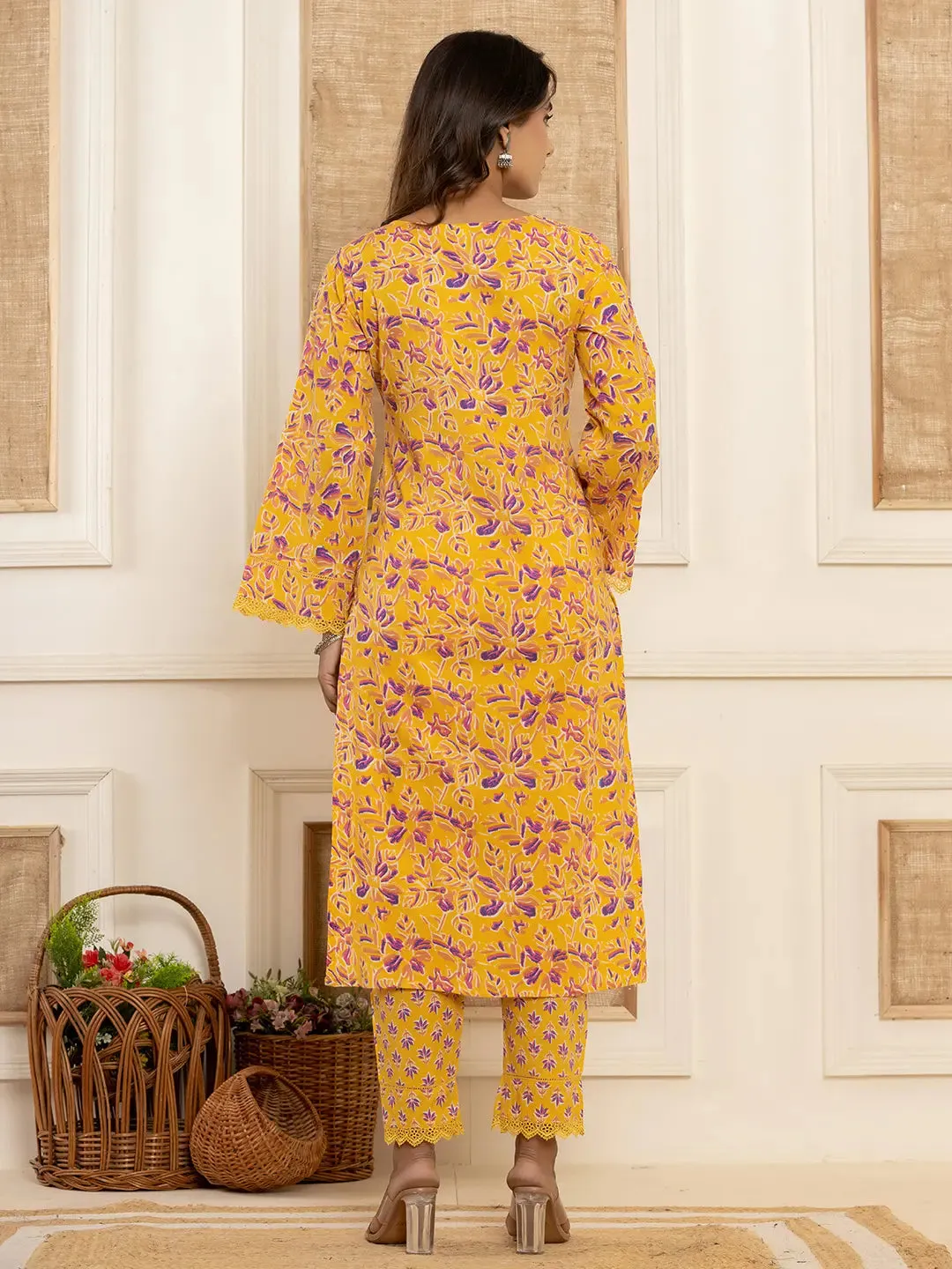 Yellow Cotton Ethnic Motif Print Straight Shape Pakistani Style Suit Set with Voile Dupatta