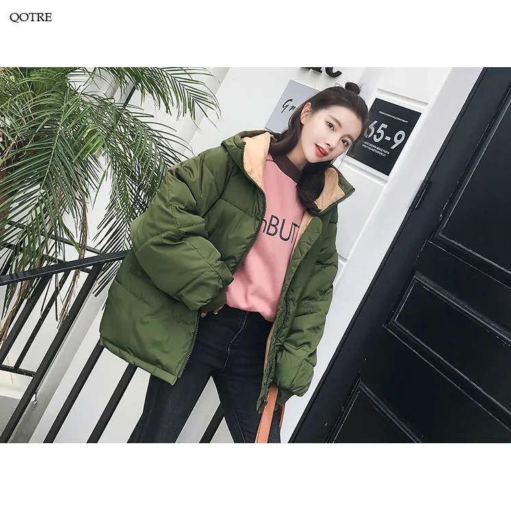 Zipper-Pocket Hooded Cropped Puffer Jacket